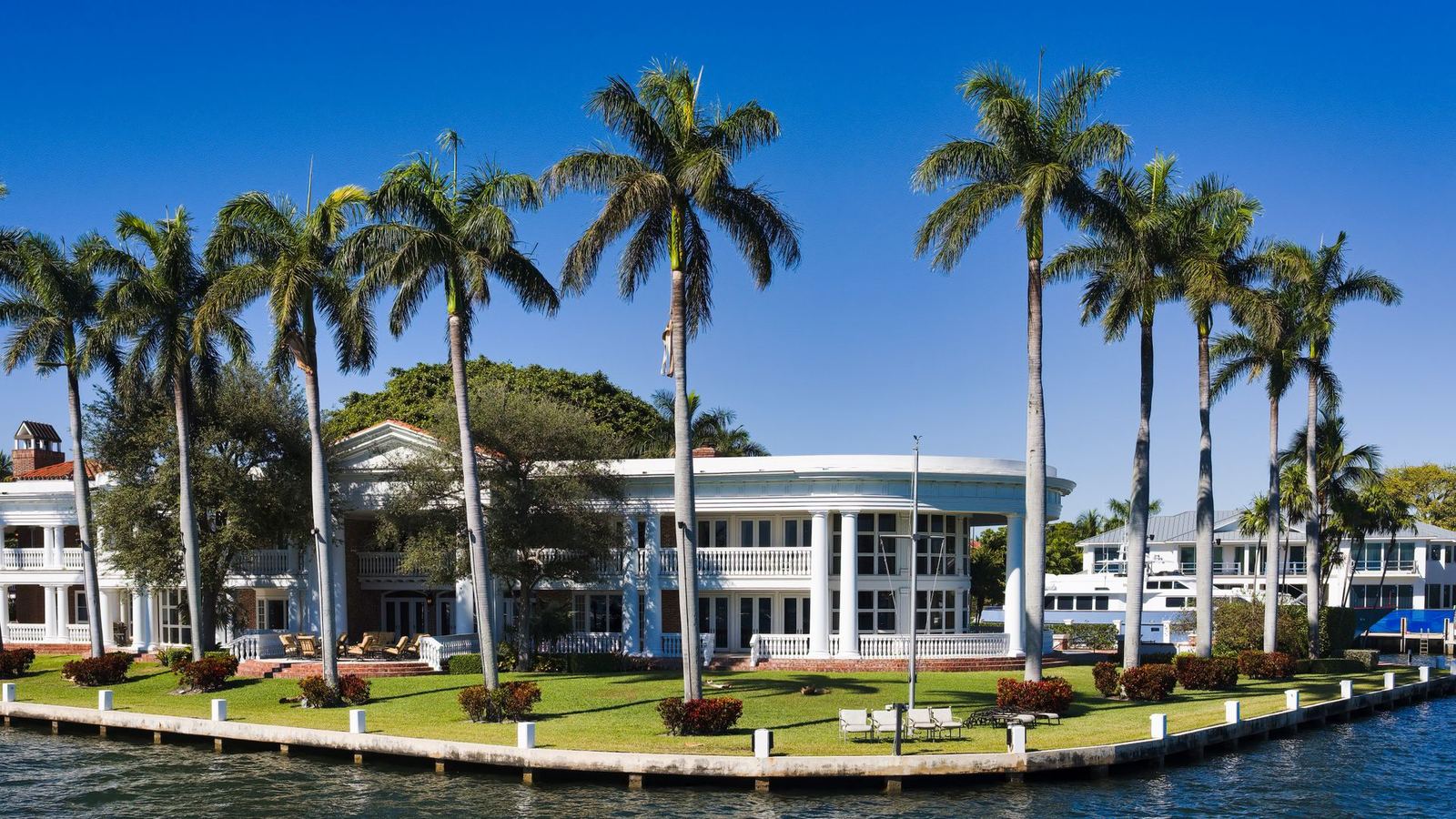 Waterfront home in South Florida